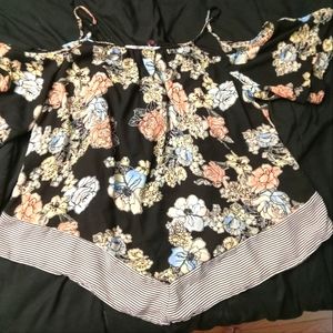 Black floral cold shoulder handkerchief hem top